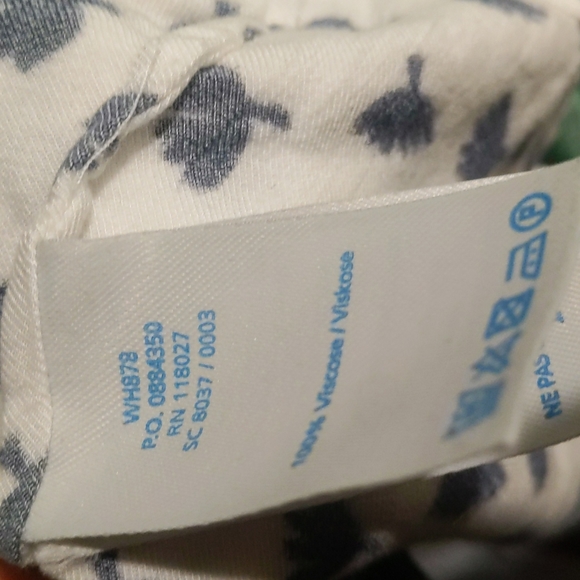 Patterned Flowy Dress - Picture 4 of 4